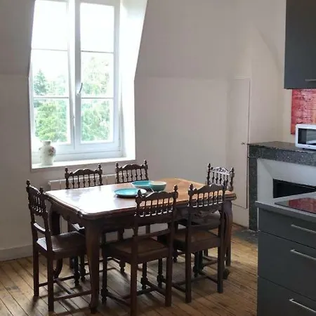Castle For 7 With Pool Near Paris! Saint-Jean-aux-Bois (Oise)